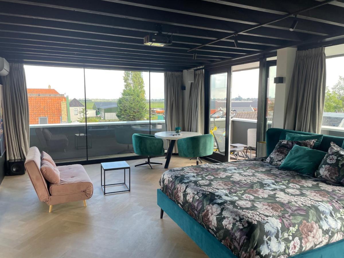 Above And Beyond - Luxe Suite Met Sauna En Stoomdouche Zaandam Bagian luar foto